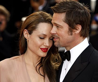 На фоне суда: отец Анджелины Джоли озвучил причину развода дочери с Брэдом Питтом