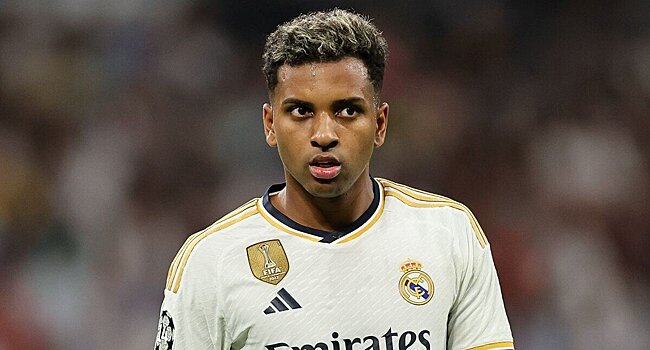 Родриго избежал травмы бедра и готов сыграть с «Барсой». У Рюдигера дискомфорт в колене, но защитник «Реала» не хочет пропускать финал Суперкубка