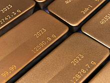 Мировой рост цен на золото объяснили