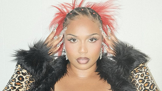 Lizzo отложила выпуск альбома Love in Real Life на неопределённый срок