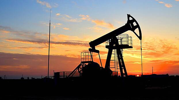 Падение цен на нефть ускорилось на фоне планов ОПЕК+ о наращивании добычи