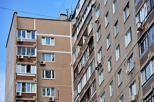 Сотрудники «Жилищника» проверят дома в Басманном районе