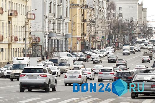 Власти Ростова назвали самые загруженные улицы города и причины пробок
