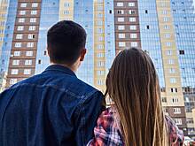 «На просмотры приходит по сто человек» Россияне бросились снимать жилье в аренду. Почему квартир не хватает на всех?