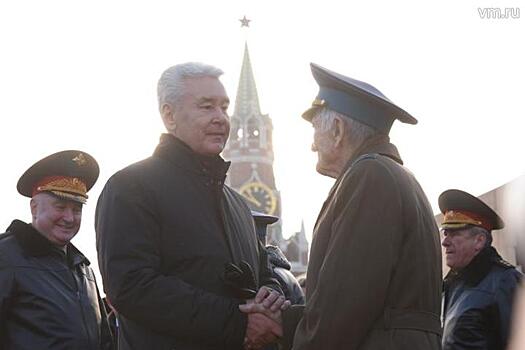 С.Собянин принял участие в панихиде по председателю совета московского Дома ветеранов В.Михайлову