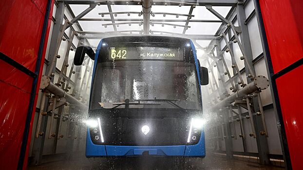 Электробус КамАЗ передали Петербургу для финальной тестовой эксплуатации