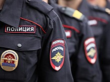 Молодой человек выстрелил в ногу охраннику ТЦ на северо-западе Москвы