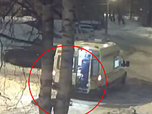 Александр Беглов приехал на место ЧП в жилом доме в Санкт-Петербурге
