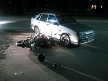 В селе Поляны ВАЗ сбил рязанца на мотоцикле