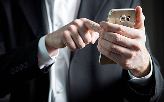 Минпромторг запретил своим сотрудникам с 17 июля пользоваться iPhone