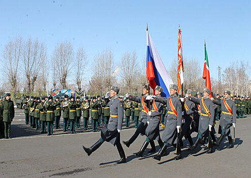 В Казани более 120 курсантов получили лейтенантские погоны