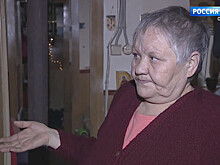 Живущая 35 лет в бочке омская пенсионерка согласилась переехать