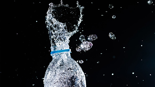 Почему бутылка с газировкой «взрывается» при встряхивании