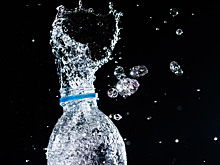 Почему бутылка с газировкой «взрывается» при встряхивании