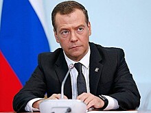 Медведев пригрозил обновлённым российским оружием