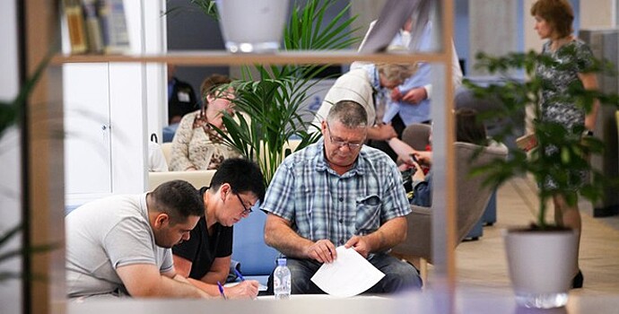 Число официально безработных в РФ с 19 по 26 июня снизилось на 1,3% - до 752,3 тыс. человек