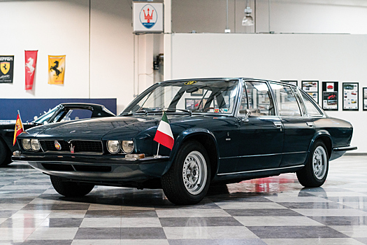 Maserati Quattroporte 1971 года: модель, которой не было