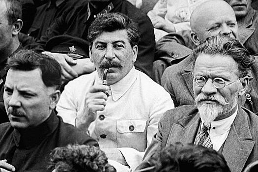 «Итог обмана, шантажа и пыток»: почему Сталин начал зачистку в Красной армии