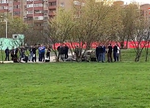 Появилось видео с места стрельбы у метро в Москве