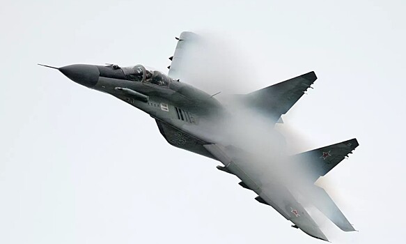 Сербия подняла в небо два МиГ-29 из-за обнаружения неизвестного самолета