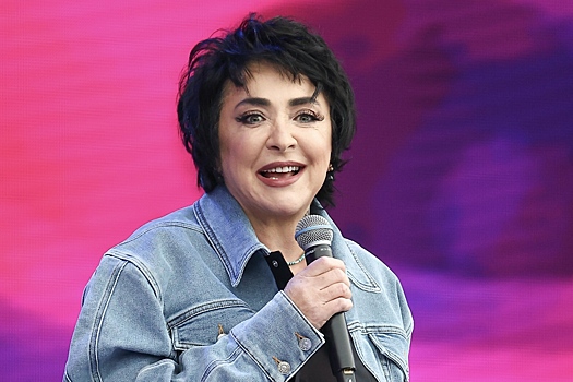 Лолита обнаружила у себя ожирение