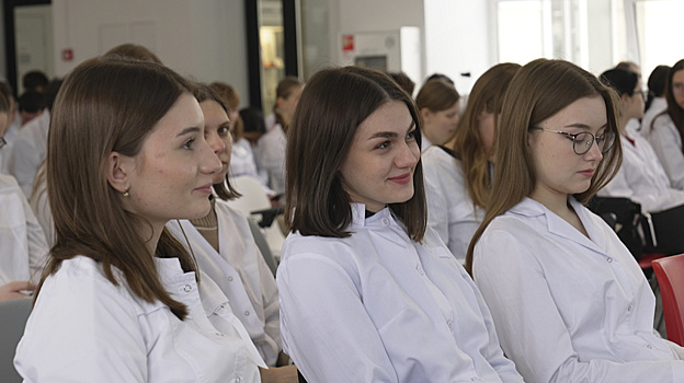 Стать врачом и вернуться на родину: как готовят кадры в Тюмени?