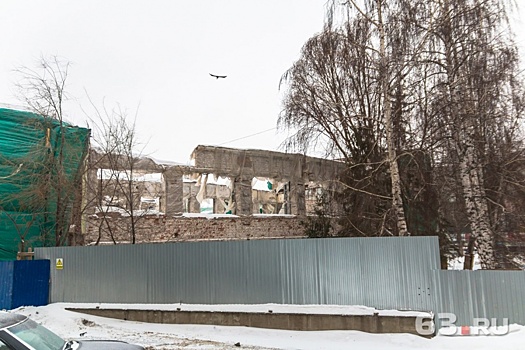 Владимир Филипенко о реставрации Фабрики-кухни: "Нужно как можно быстрее расторгать контракт с подрядчиком и менять заказчика"