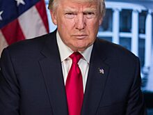 Криптохакеры взломали твиттер Трампа и начали публиковать его «голые» фото