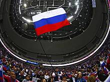 На мачте НХЛ вывесили российский флаг