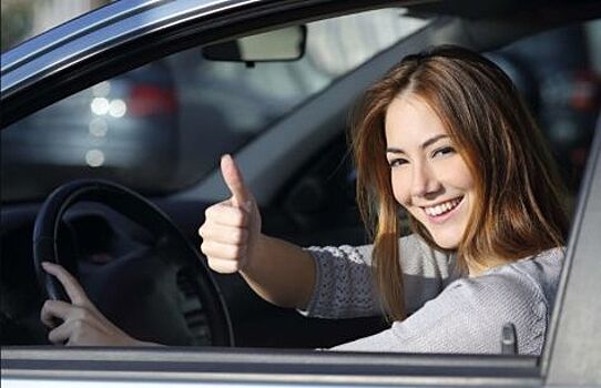 Кто лучше водит автомобиль: мужчины или женщины