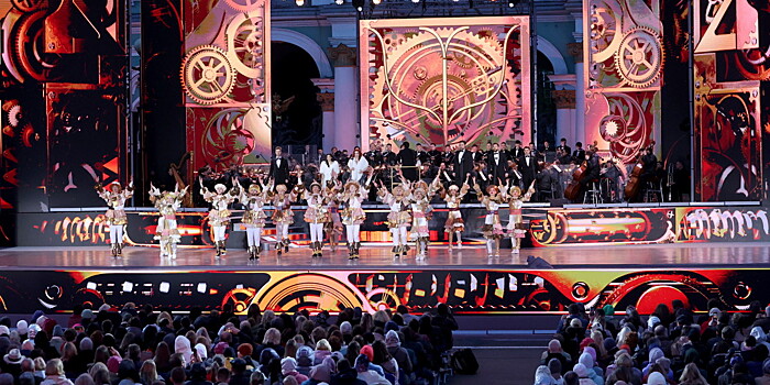 Классика на Дворцовой: в Петербурге выступили звезды мировой оперной сцены
