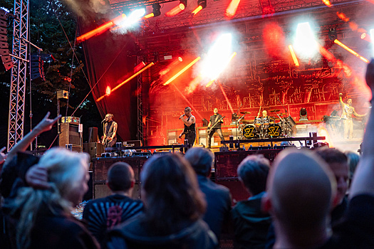 В Калининградской области призвали отменить трибьют-концерт поддержавшей Украину группы Rammstein