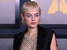Актриса "Короны" Эмма Коррин призвала ввести гендерно-нейтральные категории в шоу-награды