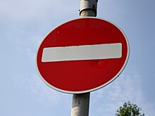 Паводок стал причиной закрытия улицы в Тихвине