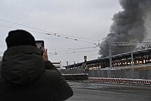 Двоих людей задержали из-за пожара на складе в Москве