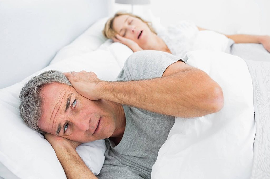 Сомнолог Новиков предупредил об опасности апноэ сна