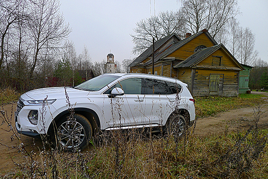 Hyundai Santa Fe: Белые пятна в темном лесу