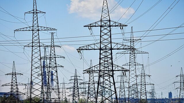 На Украине повреждены объекты энергоинфраструктуры в пяти регионах