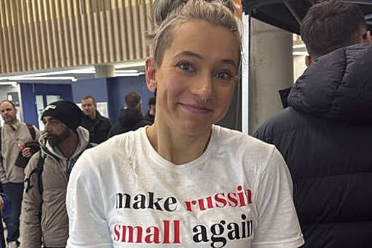 Спортсменку из Литвы дисквалифицировали за антироссийскую футболку