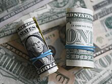 Почему случился дефицит новых долларов в России и что делать туристам