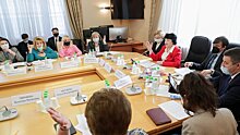 Комитет по вопросам семьи, женщин и детей провел встречу с Министром просвещения