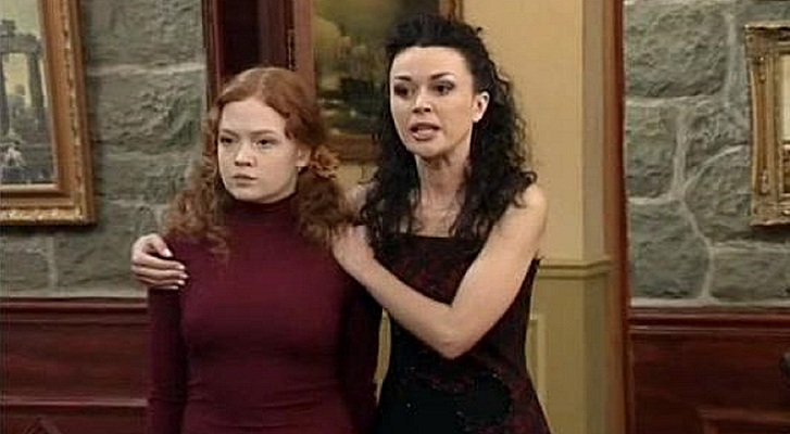 Қысқа шашты қыздар супер эротикалық