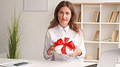 Самые нелепые и обидные подарки от коллег на «Тайного Санту»