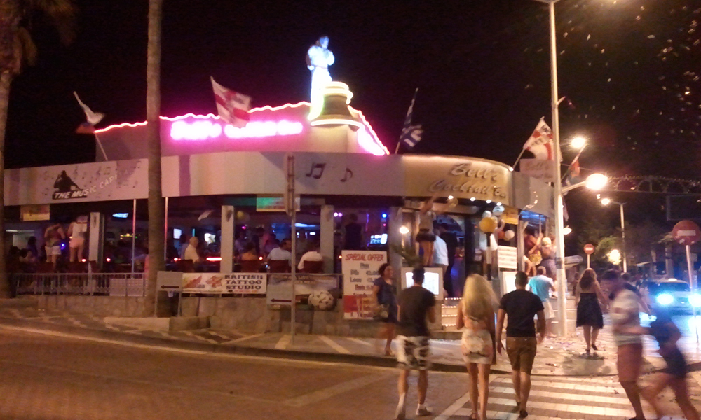 Бар Bell's, Протарас, Кипр, Европа