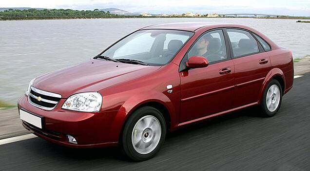 Очевидный выбор: три плюса и три минуса Chevrolet Lacetti