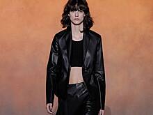 Кожаные костюмы, платочные принты и благородный минимализм на показе Hermès