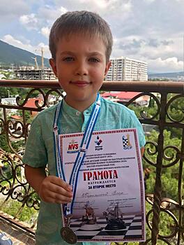 Школьник из Хорошевки завоевал серебро на детском турнире по шахматам