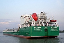 Генконсул РФ посетил задержанное в порту Херсона судно «Механик Погодин»