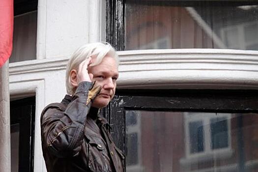 Супруга Ассанжа заявила об ухудшении здоровья основателя WikiLeaks
