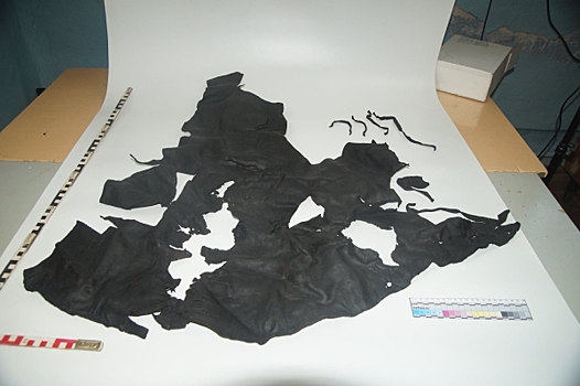 Археологи нашли в Старой Руссе загадочный предмет из кожи